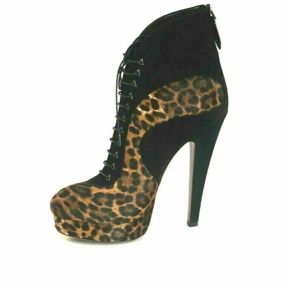 Alaia - Picture 3 of 8